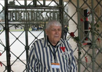 Dört ayrı toplama kampından kurtulan 96 yaşındaki Ukraynalı, Rus bombardımanında can verdi