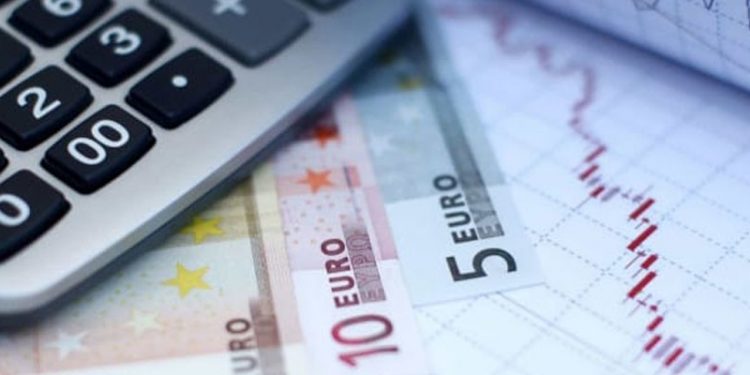 Döviz kurlarında hareketlenme sürüyor: Avro/TL 16’yı aştı