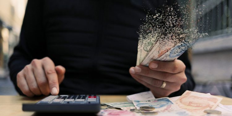 Dünya yazarı Aktaş: Enflasyonda kasım ayına kadar düşüş olmayacak