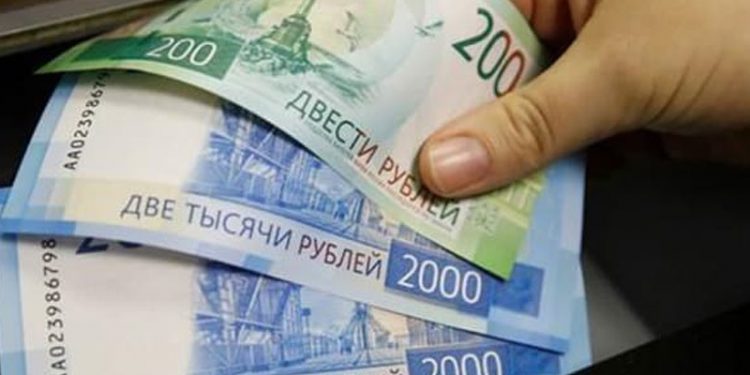 ECB’ye göre en büyük Rus bankasının yan kuruşları batmaya yakın