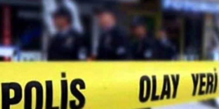 Eksik çay koydukları iddiasıyla ocakçı baba ve oğlu bıçaklandı