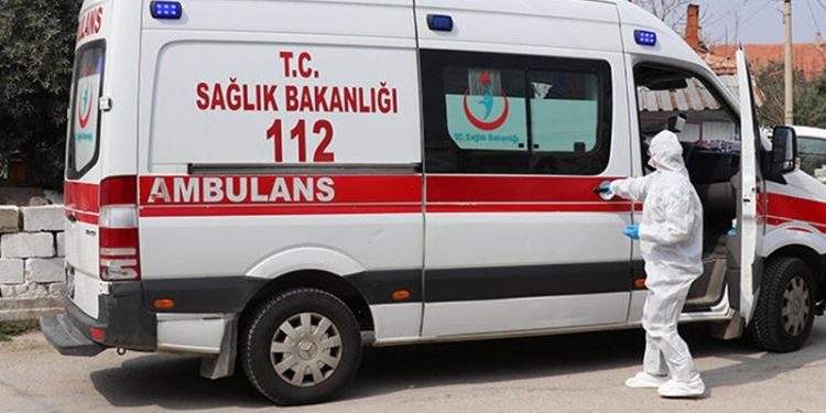 Elazığ'da 70 öğrenci hastaneye kaldırıldı