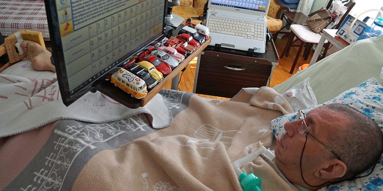 Elektrik zamları evlerinde makinayla yaşayan hastaları zora soktu