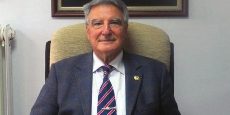 Emekli Korgeneral Ukraynalıları Hazar Türkleri’ne bağladı: Kiev Kıyı-ev’den gelir