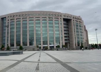 Emekli Tümamiral Gürdeniz, 'Sarıklı Amiral' sözü nedeniyle ifade verdi