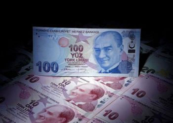 En çok kaybeden Ruble ve Türk lirası oldu