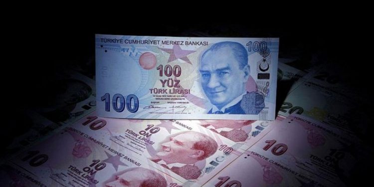En çok kaybeden Ruble ve Türk lirası oldu