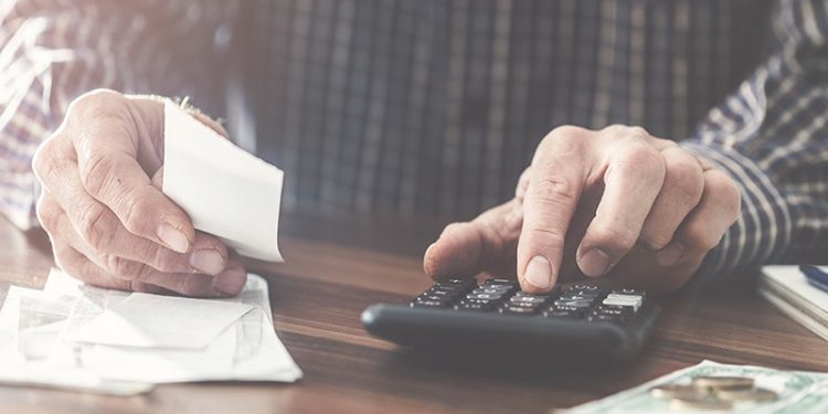 Enflasyon ayarı gelecek iddiası: Emeklilere Ramazan ikramiyesi ne kadar olacak?