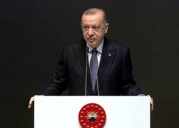 Erdoğan: Metaverse, dijital kültür konusuna daha çok odaklanmamız gerektiğine işaret ediyor