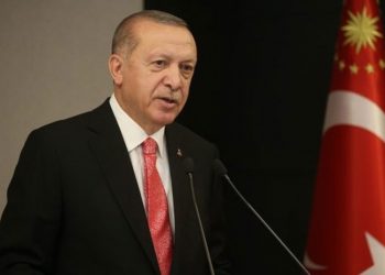 Erdoğan: İHA'ları küçümseyenler vatana ihanet peşinde