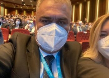 Erdoğan’ın ‘yılın hekimi’ ödülü verdiği doktor 1 yıldır hasta bakmıyormuş