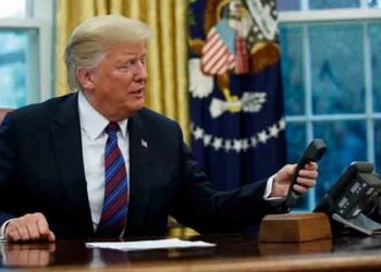 Eski ABD Adalet Bakanı: Trump toplantılarda çikolata dağıtırdı, eşi daha zeki