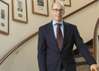 Eski IMF Başekonomisti Rogoff: Türkiye'de ciddi faiz artırımı olmadan enflasyon düşmez