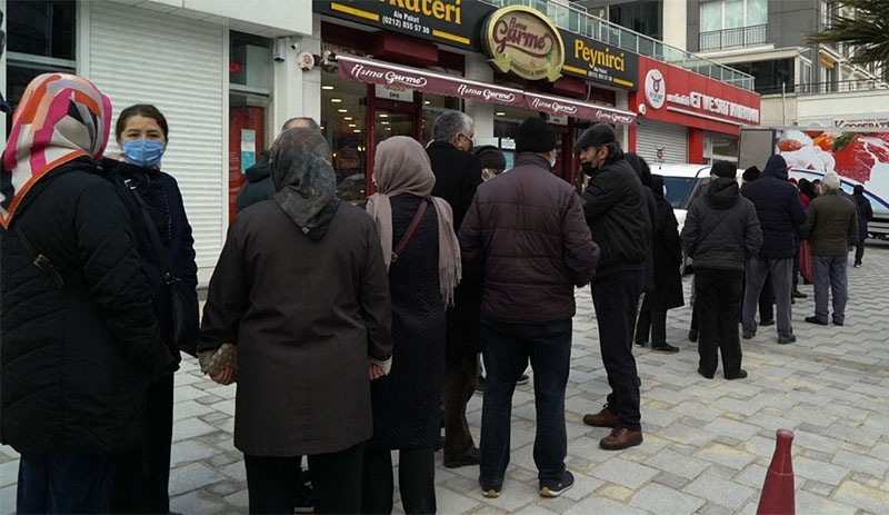 Ete yapılan yüzde 48 zam sonrası kuyruğa giren yurttaşlar: Bize bunu yaptıranlar utansın