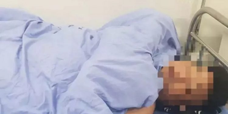 Eve gizli kamera yerleştirdi, görüntüleri izleyince kocasının penisini kesti!