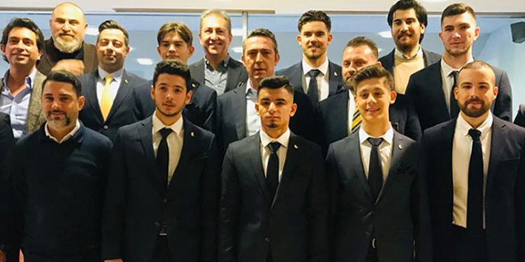 Fenerbahçe'de 6 genç yetenek imzayı attı: "Biz Fenerbahçe'ye gönülden bağlıyız"