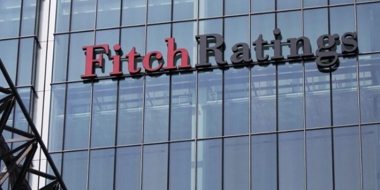 Fitch Ratings, Rusya'nın kredi notunu düşürdü