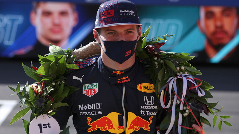 Formula 1 pilotu Max Verstappen'den tarihe geçecek sözleşme