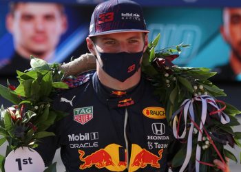 Formula 1 pilotu Max Verstappen'den tarihe geçecek sözleşme