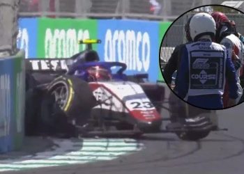 Formula 2'de Cem Bölükbaşı kaza yaptı