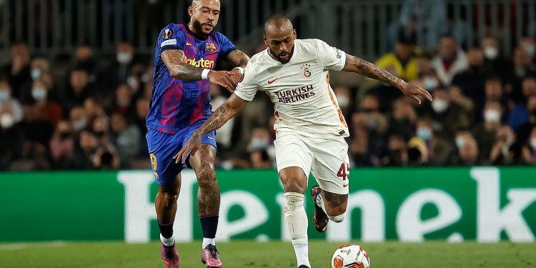 Galatasaray tur umutlarını İstanbul'a taşıdı!