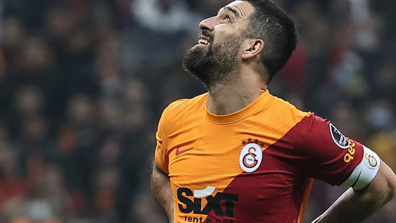 Galatasaray'da Arda Turan kararı!