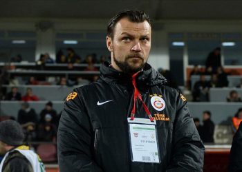 Galatasaray'ın eski yıldızı Ujfalusi: Torrent bu takıma kalite katacak