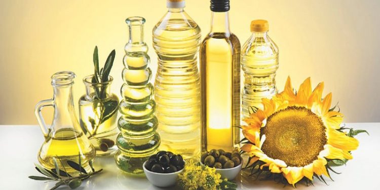 Gemiler harekete geçti: Savaş, ayçiçek yağına ihracat yasağı getirdi