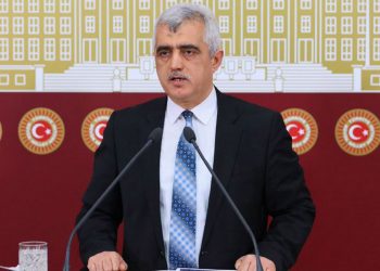 Gergerlioğlu, yurtdışı yasağı kararı veren hakim ve savcıyı HSK’ya şikayet etti