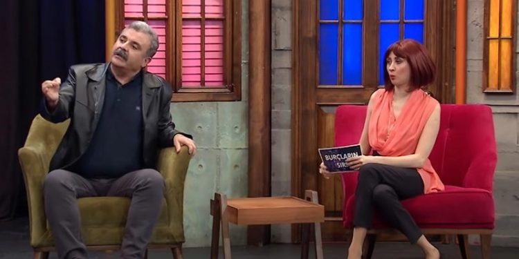 Güldür Güldür'den Sırrı Süreyya Önder skeci: Bırakın gelsin hele