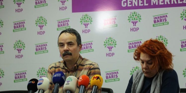 HDK ve HDP'den Avrupa'ya çağrı: Mültecilere kapıları açın