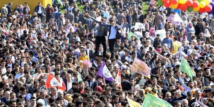 HDK’den Newroz’a çağrı: Direnişi büyüterek kazanma zamanı