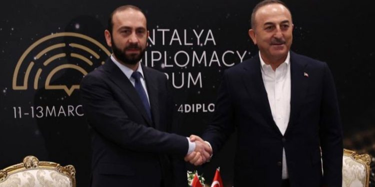 HDP’den Türkiye-Ermenistan yakınlaşmasına üç dilde destek