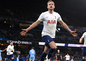 Harry Kane Thierry Henry'yi geride bıraktı, Premier Lig tarihine geçti
