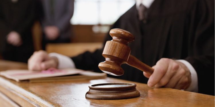 Hollanda mahkemesi, ülkelerinde savaşmak isteyen 2 Ukraynalı tutuklu sanığı serbest bıraktı