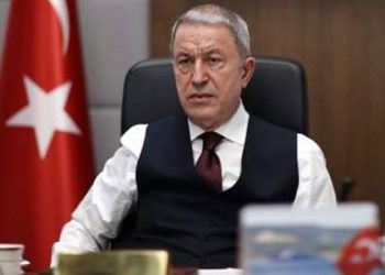 Hulusi Akar, Karadeniz'deki mayınlarla ilgili konuştu: Gemilerimiz ve uçaklarımız teyakkuz halinde