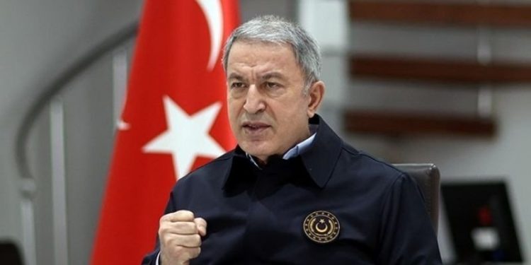 Hulusi Akar: 'Yurtta sulh cihanda sulh' diyoruz