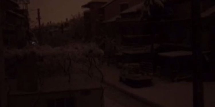 Isparta'da yoğun kar sonrası yine elektrik kesintisi yaşanıyor