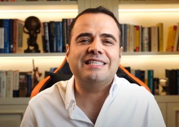 'Japon atasözü' krizi: Japon Youtuber yalanladı, Özgür Demirtaş'tan cevap geldi