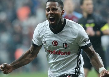 Jeremain Lens: Beşiktaş benim maaşımı ödemekten kurtulmak istiyor