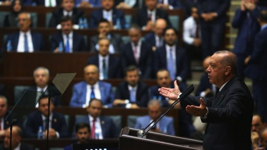 Köprü ve otoyol ücretleriyle ilgili eleştiriler AKP toplantısının gündeminde: "En pahalı hizmet yapılmayandır"