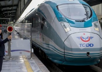 Kar nedeniyle y&uuml;ksek hızlı tren sefer sayısı artırıldı