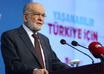 Karamollaoğlu'ndan Bah&ccedil;eli'ye k&ouml;pr&uuml; yanıtı: Bana Deli Dumrul&rsquo;u hatırlattı