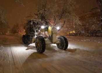 Karanlığa g&ouml;m&uuml;len Isparta&rsquo;taki elektrik arızası 4 g&uuml;nde giderilebildi
