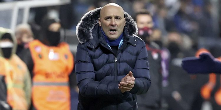 Kasımpaşa teknik direktörü Uğurlu: Hakemler sonucu belirliyorsa bize gerek yok