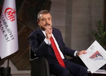 Kavcıoğlu: Yurt dışı tasarrufların yüzde 10'u gelse bizim için önemli bir kaynak