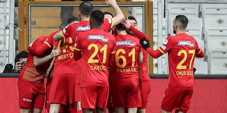Kayserispor kupada yarı finale yükseldi