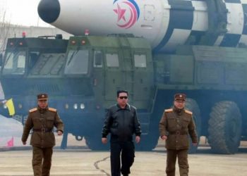 Kim Jong Un'dan aksiyon filmlerini aratmayan nükleer füze videosu