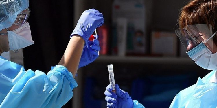 Koronavirüs: 115 can kaybı; 24 bin 614 yeni vaka