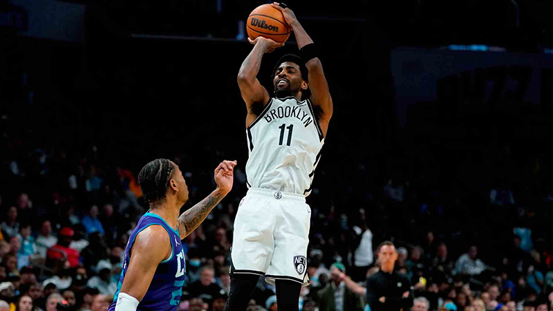 Kyrie Irving 50 sayıyla yıldızlaştı; Brooklyn'i galibiyete taşıdı